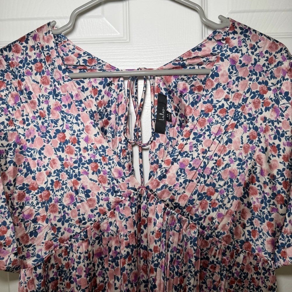 Lulu’s Floral Babydoll Dress - Picture 2 of 5
